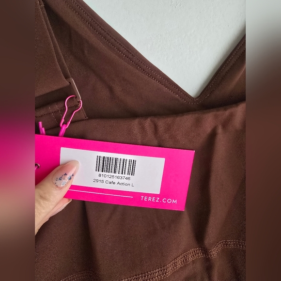 NWT $150 Terez Auction Onesie Size L In Brown - Picture 6 of 9